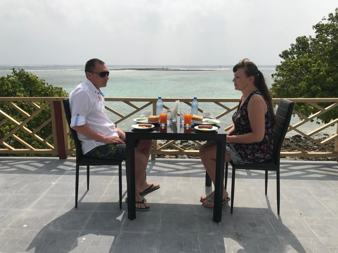 Hotel String Wave Maldives à Gulhi Extérieur photo