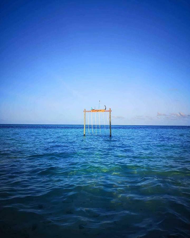 Hotel String Wave Maldives à Gulhi Extérieur photo